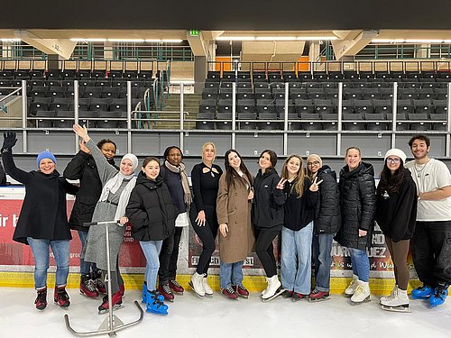 Eislaufen in der Donauarena